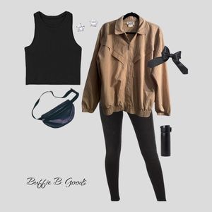 Pre- owned Vintage 1990’s Teddi wind breaker Size- Medium